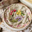 More beautiful flower brooches (sold separately). 